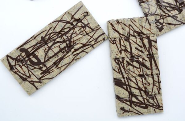 Buy PE Cookies & Cream Shrooms Bar Online - Image 4