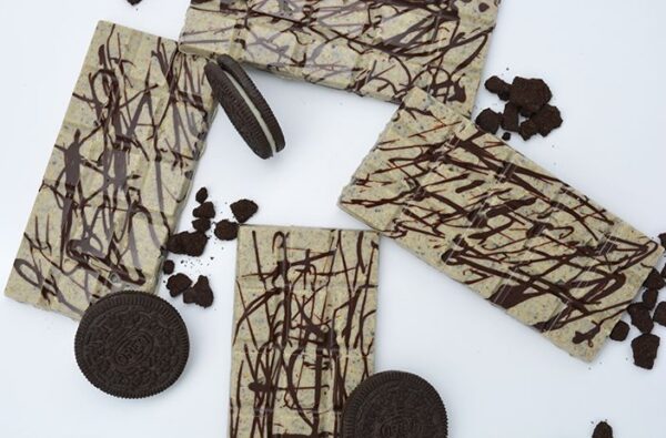 Buy PE Cookies & Cream Shrooms Bar Online - Image 3